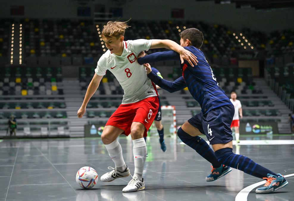 /uploads/assets/4916/Polska U19 Krzempek.jpeg